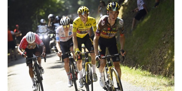 Sepp Kuss ser frem til resultaterne i Tour de France
